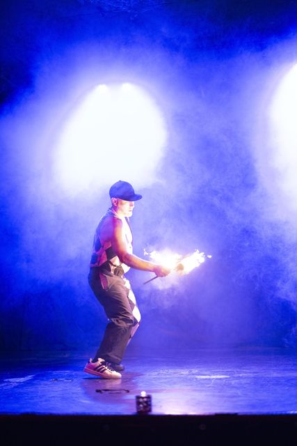 Mouse, fire performance at Dante's Sinferno — frame 14