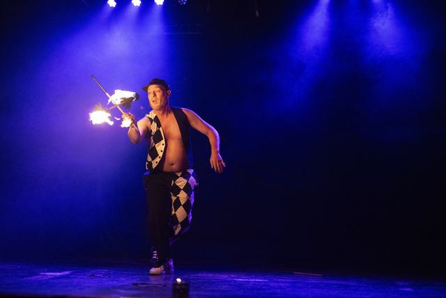 Mouse, fire performance at Dante's Sinferno — frame 30
